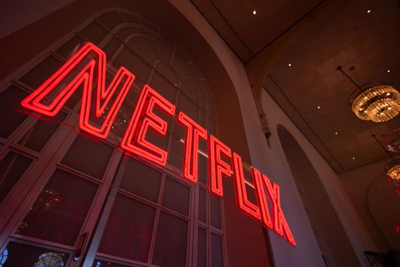 Індійська новинна агенція ANI подала позов проти Netflix через використання її матеріалів у серіалі, що розповідає про викрадення літака.