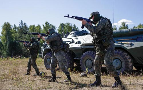 Російські війська активізували свої атаки та обстріли на південних територіях України, повідомляє ОСУВ 